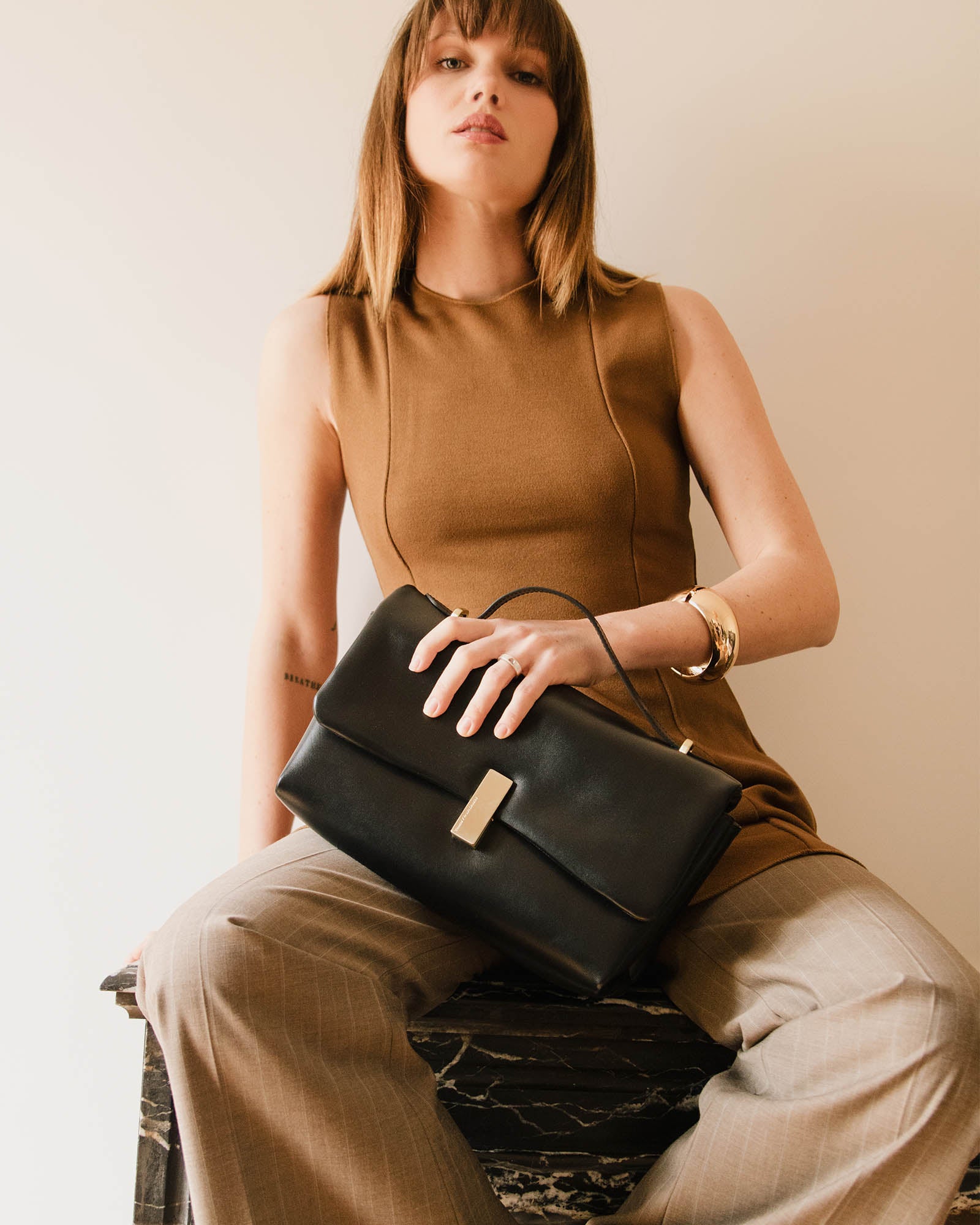 BLAIR - Black