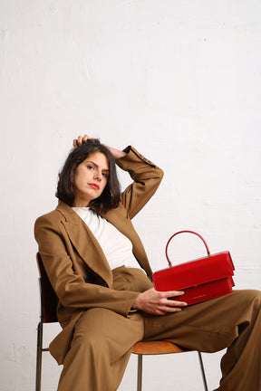 THEA - Red